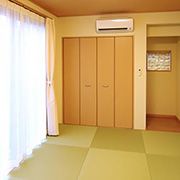 和室の畳は、健康的でお手入れのしやすい和紙畳を採用しました。