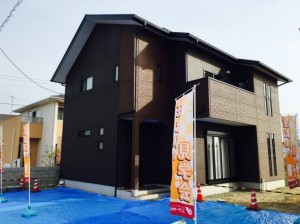 花野邸