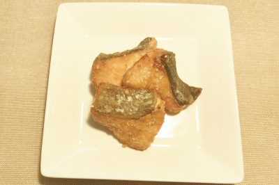 【まとめて作り置きレシピ】鮭のから揚げ