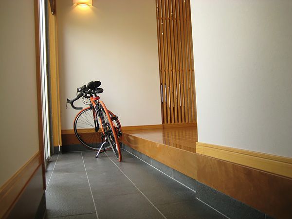 ペットとの暮らしやプランター菜園、自転車を置いたりと様々な使い方が出来ます。