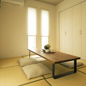 やわらかな日差しが差し込む和室は、お客様をおもてなししたり、家族でくつろいだりと、様々な使い方ができます。
