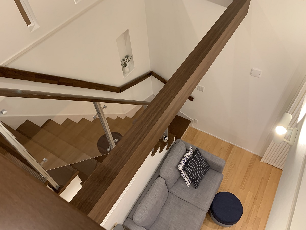 吹抜け階段のあるこだわりの家 注文住宅 建築実例 事例 ユニバーサルホーム